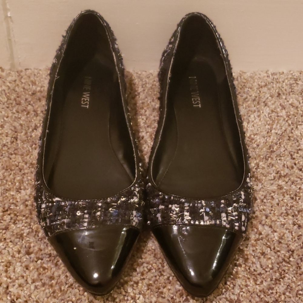 Nine West Raised Flats - Picture 1 of 4